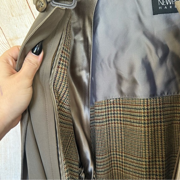 Vintage Newport Harbor Army Green Dual Layer Trench Coat - Picture 10 of 11